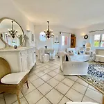 Isa - Luxury Ginepro Sea View With Common Swimming Pool Just 50 Mt From The Гольфо-Аранчи