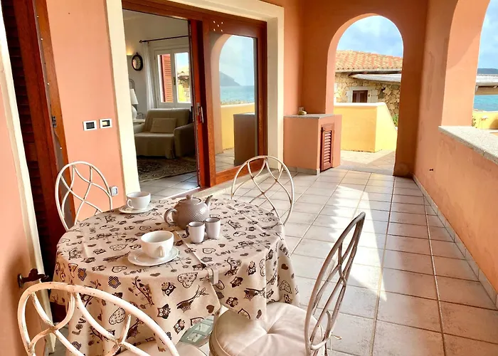 Isa - Luxury Ginepro Sea View With Common Swimming Pool Just 50 Mt From The 3* Golfo Aranci