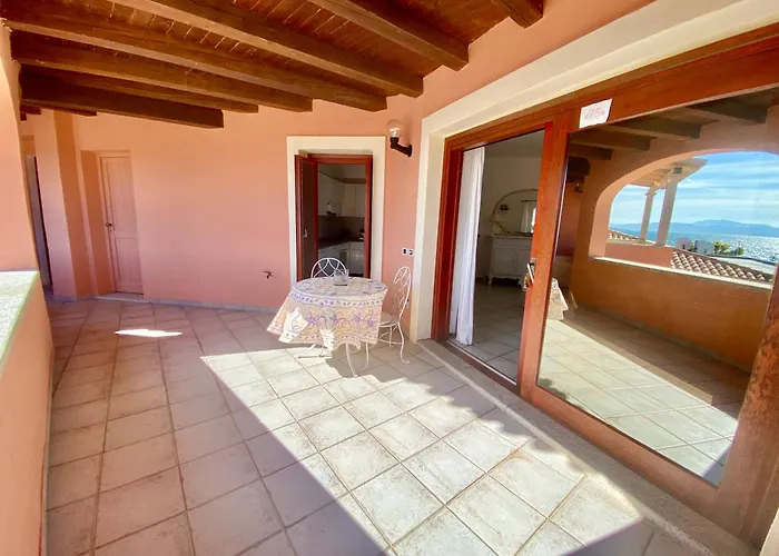 Isa - Luxury Ginepro Sea View With Common Swimming Pool Just 50 Mt From The Apartmanhotel 3*