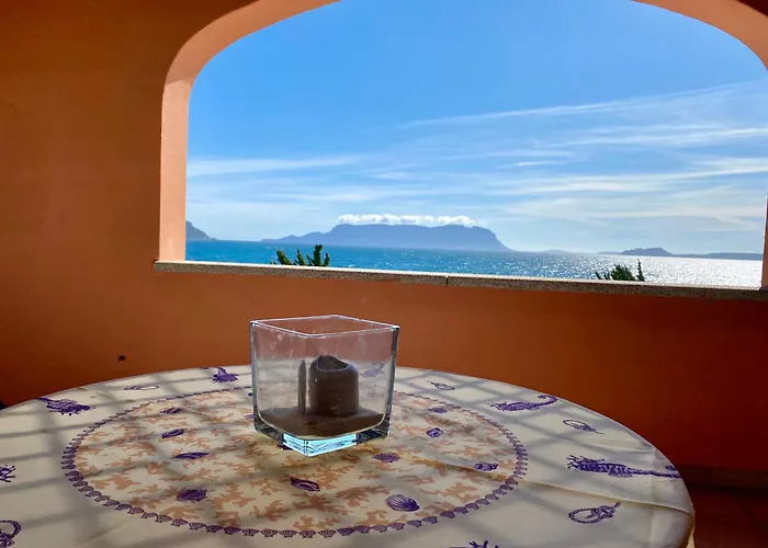 Apartmanhotel Isa - Luxury Ginepro Sea View With Common Swimming Pool Just 50 Mt From The Golfo Aranci
