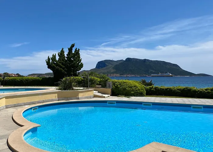 Apartmanhotel Isa - Luxury Ginepro Sea View With Common Swimming Pool Just 50 Mt From The 3*